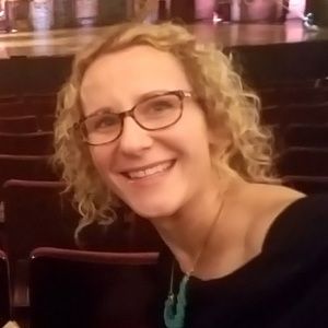 Meet your Posher, Debbie